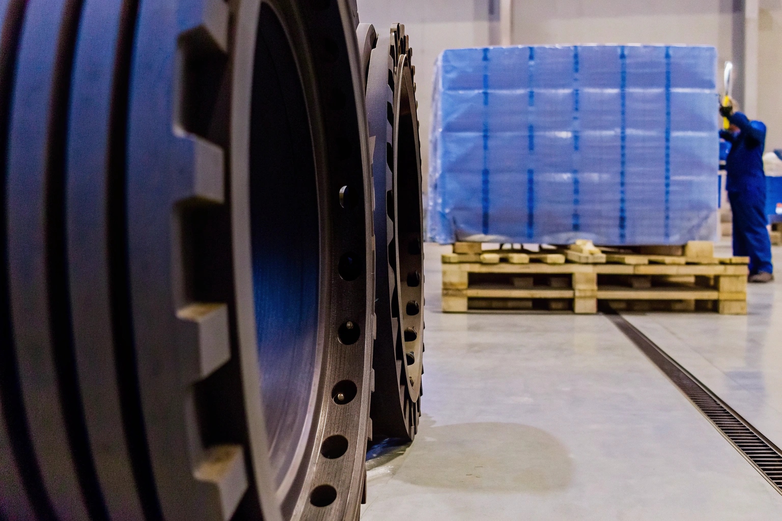 undercarriage parts for excavators & bulldozer packaging