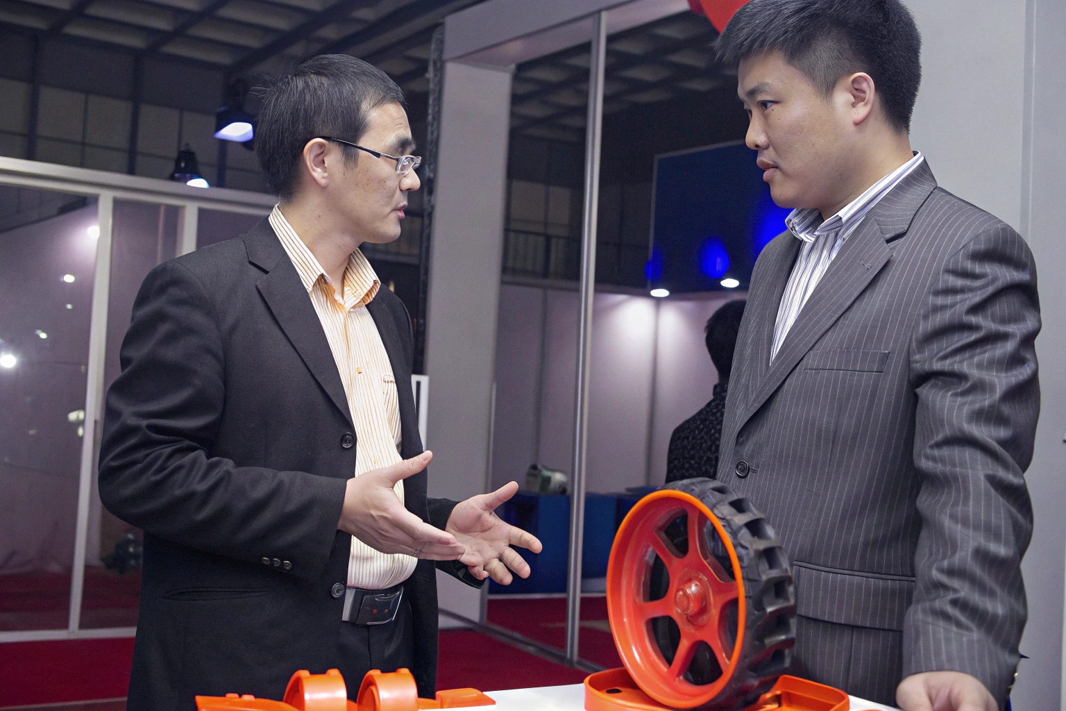 Chinese Undercarriage Parts for excavators & bulldozer Supplier