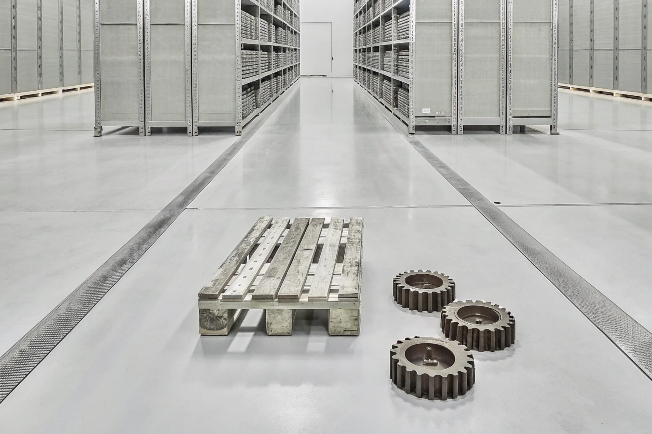 MOQ for excavator parts