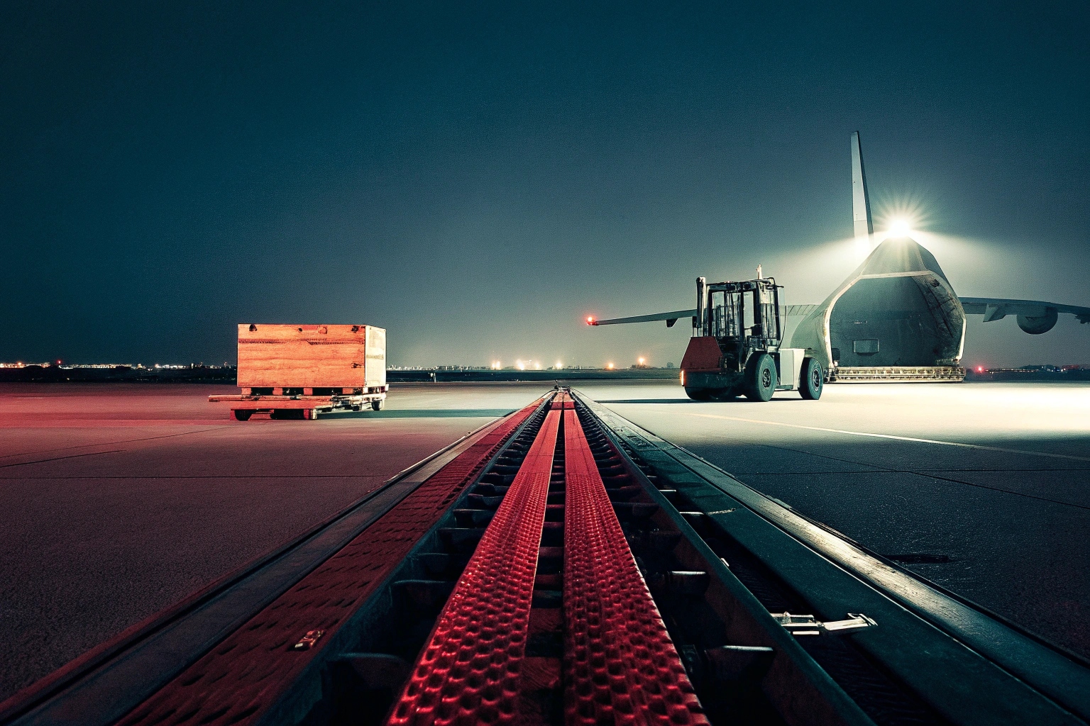 High-quality air freight for heavy-duty components