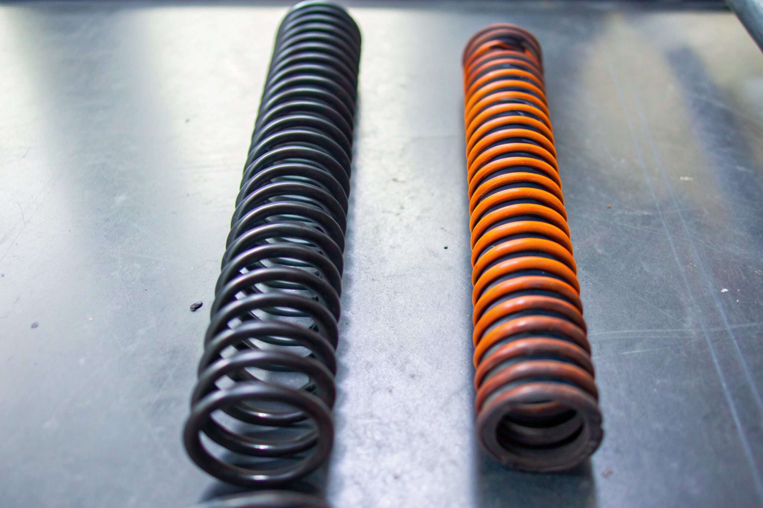 Inspect the Wear Condition of the Tension Spring